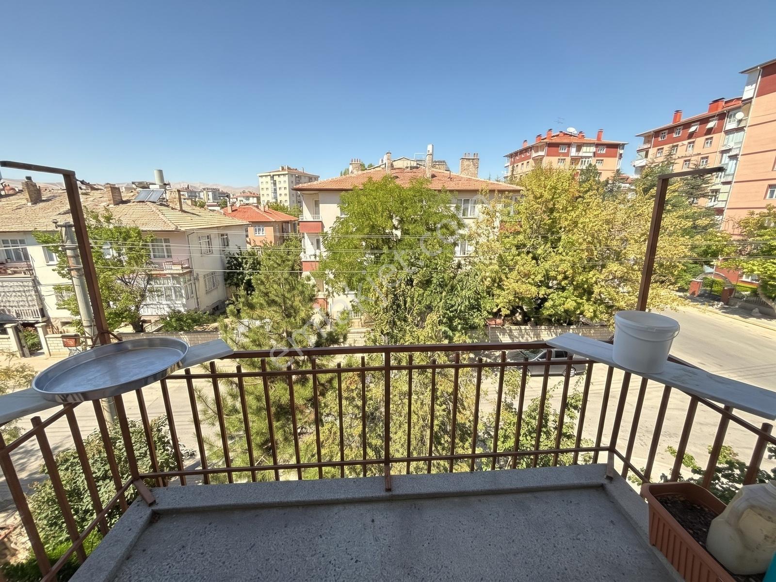 Barış Caddesi Ve Tramvay Yakını Satılık Bakımlı 3+1 Daire — fotoğraf 16