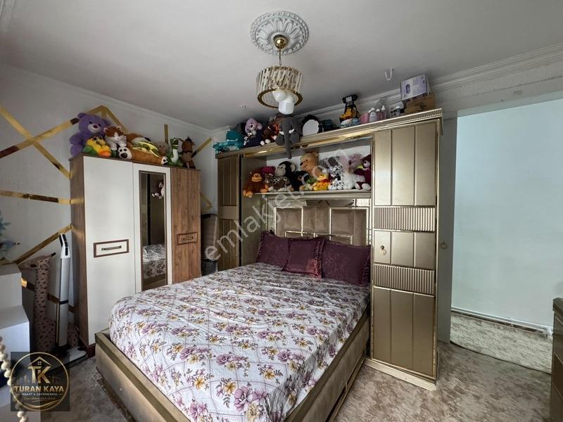 İstikal Mahallesinde Full Bakımlı Yıkım Kararsız 2+0 Daire — fotoğraf 7