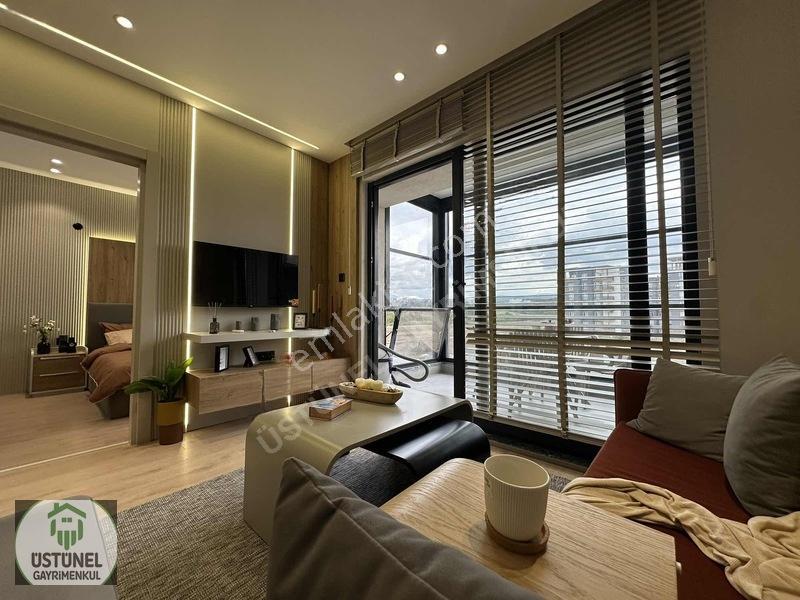 Üstünel'Den Kızılcıklı'Da Havuzlu Sitede Lüks Eşyalı Daire