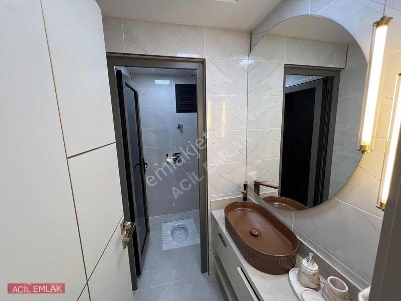 Acil Emlak Güvencesiyle Ultra Lüx 4+1 Tekli Daire Batıkent — fotoğraf 16