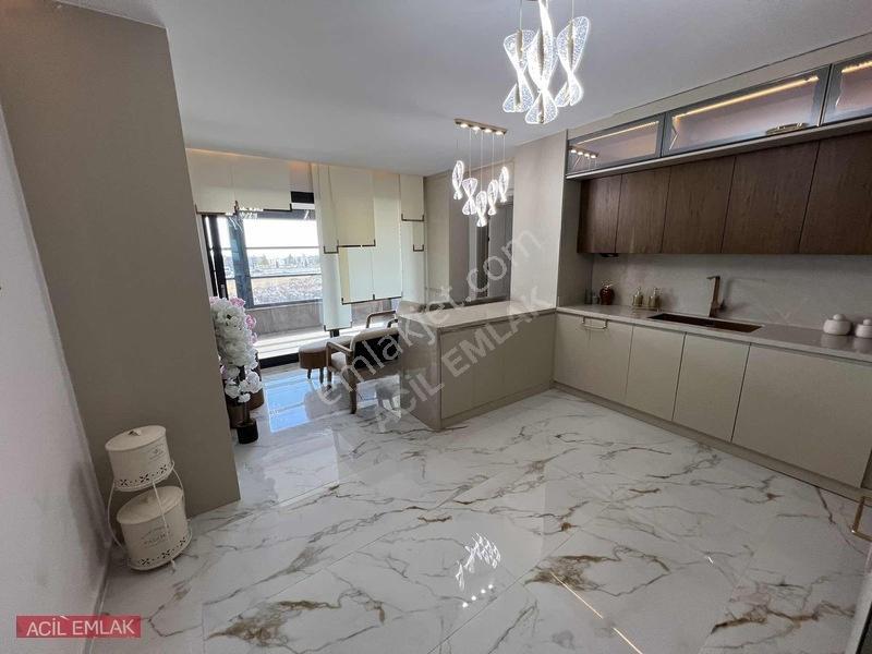 Acil Emlak Güvencesiyle Ultra Lüx 4+1 Tekli Daire Batıkent — fotoğraf 24