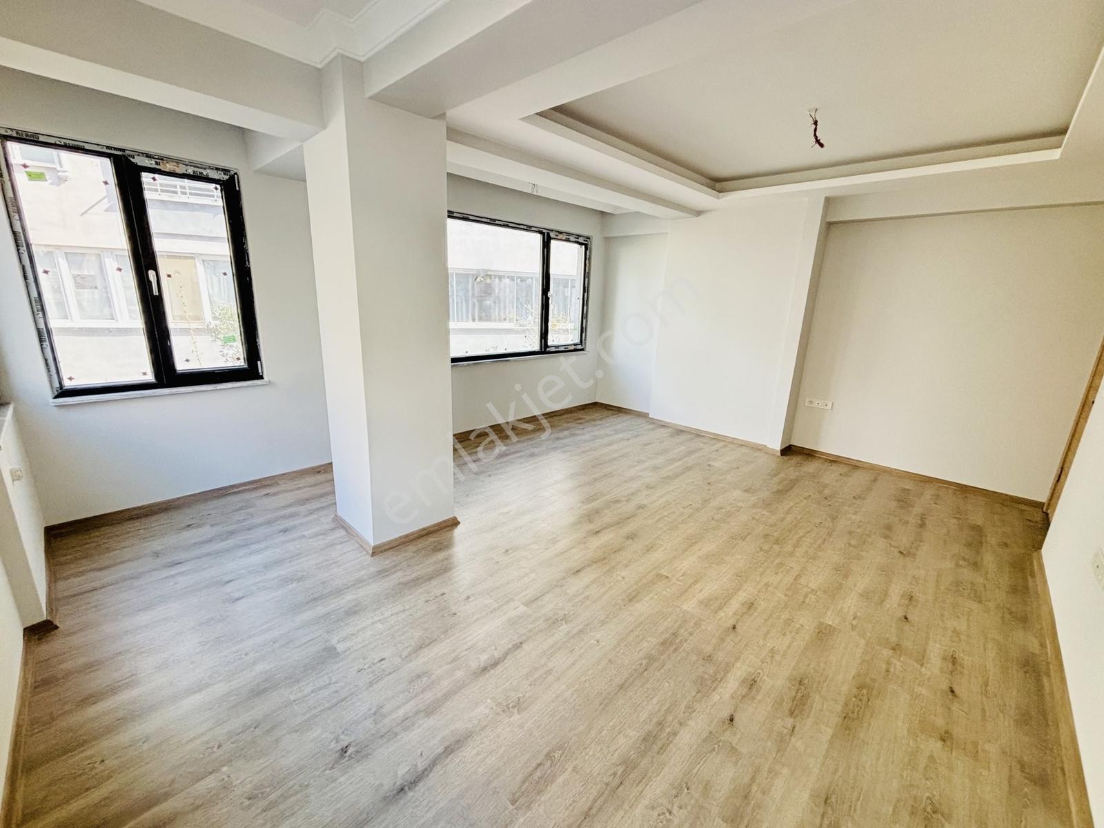 Sevinç'ten İhsaniye Sınırında Kullanışlı Ve Balkonlu Satılık 2+0 — fotoğraf 25