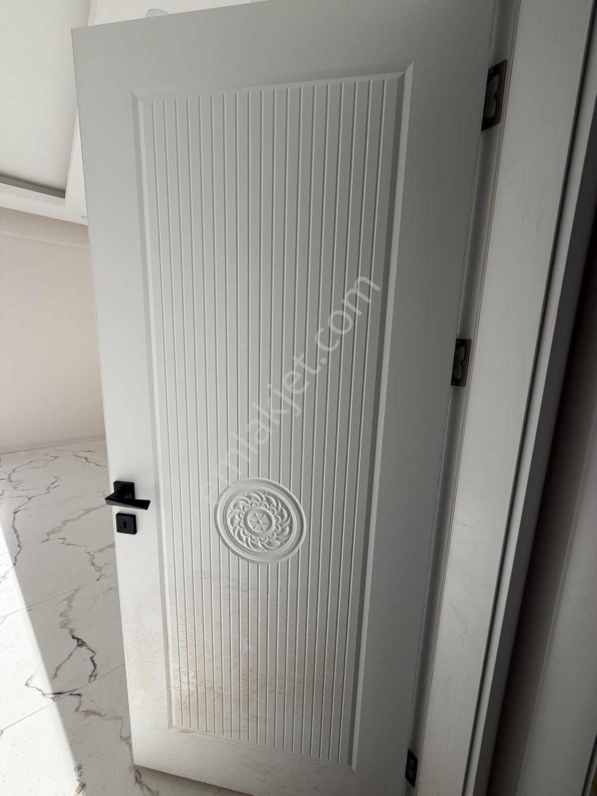 Devlet Hastanesi Yolunda Sıfır 3+1 | 146 M² Güney Batı Cephe — fotoğraf 5