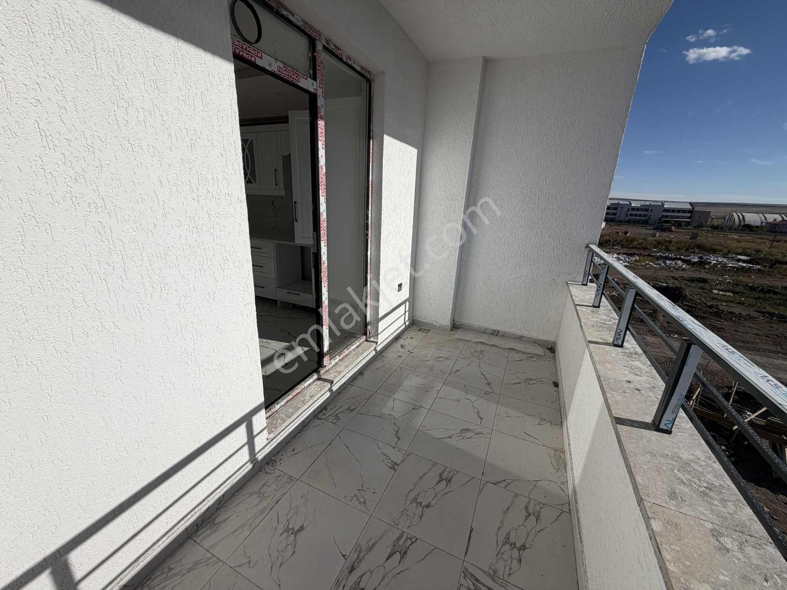 Devlet Hastanesi Yolunda Sıfır 3+1 | 146 M² Güney Batı Cephe — fotoğraf 7