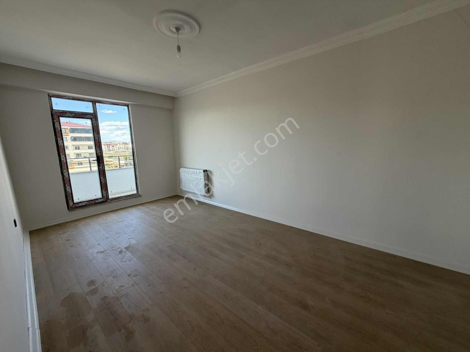 Devlet Hastanesi Yolunda Sıfır 3+1 | 146 M² Güney Batı Cephe — fotoğraf 16