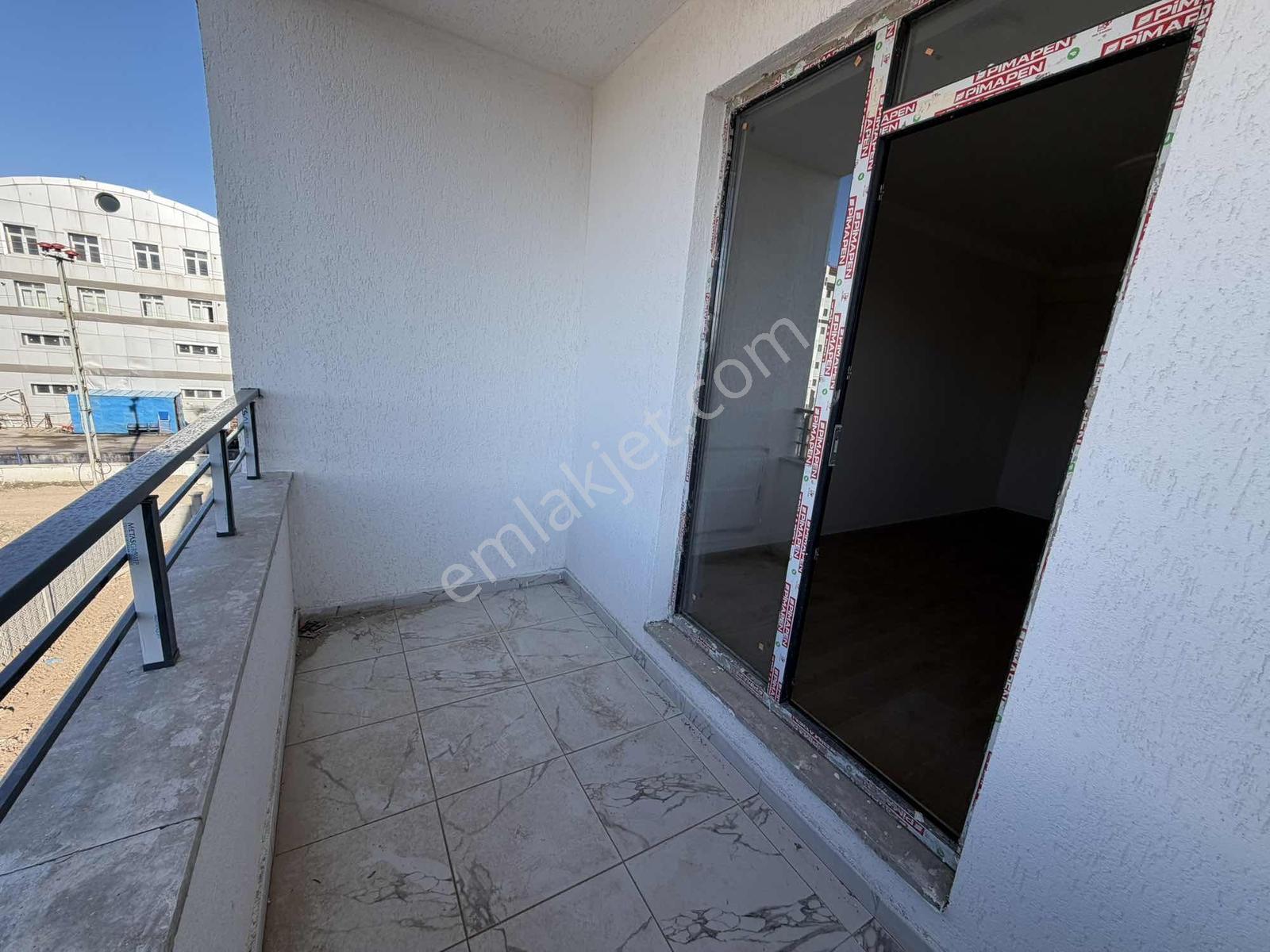 Devlet Hastanesi Yolunda Sıfır 3+1 | 146 M² Güney Batı Cephe — fotoğraf 17