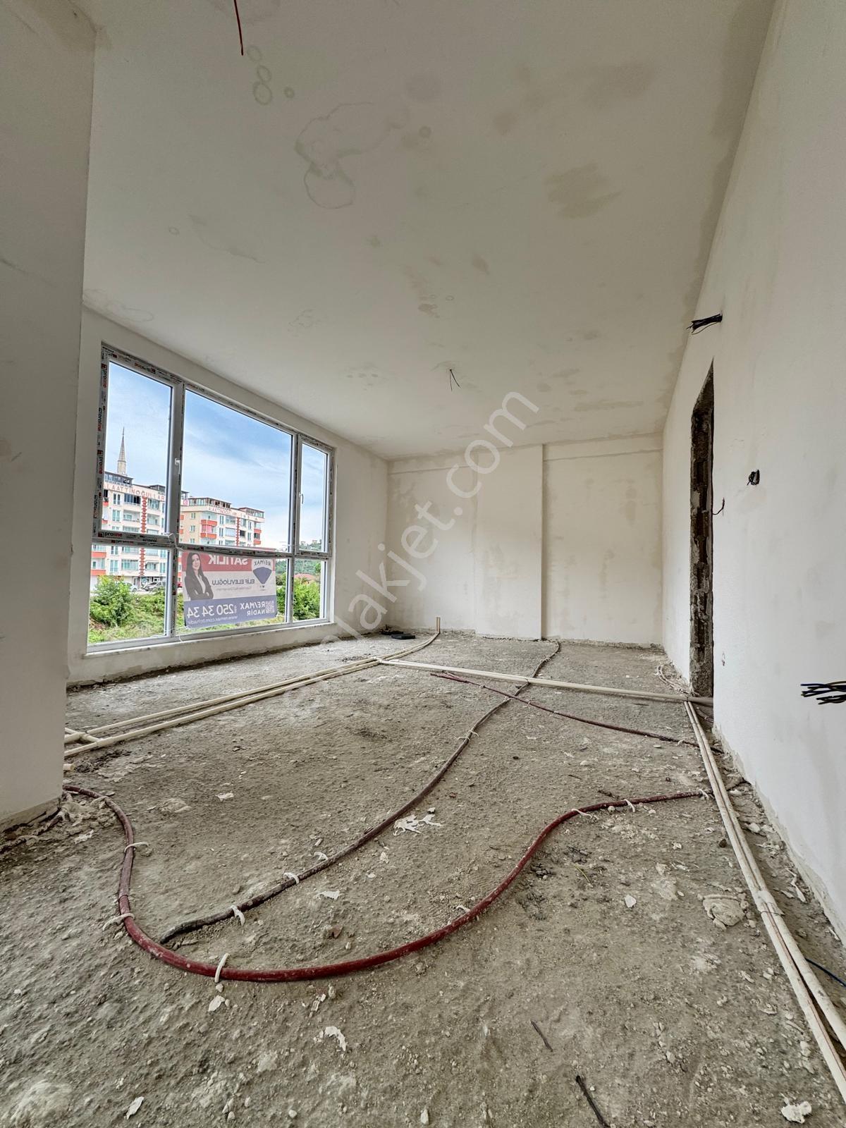 Remax Nadir'den Aksuda İnşa Halinde 2+1 Satılık Daire — fotoğraf 3