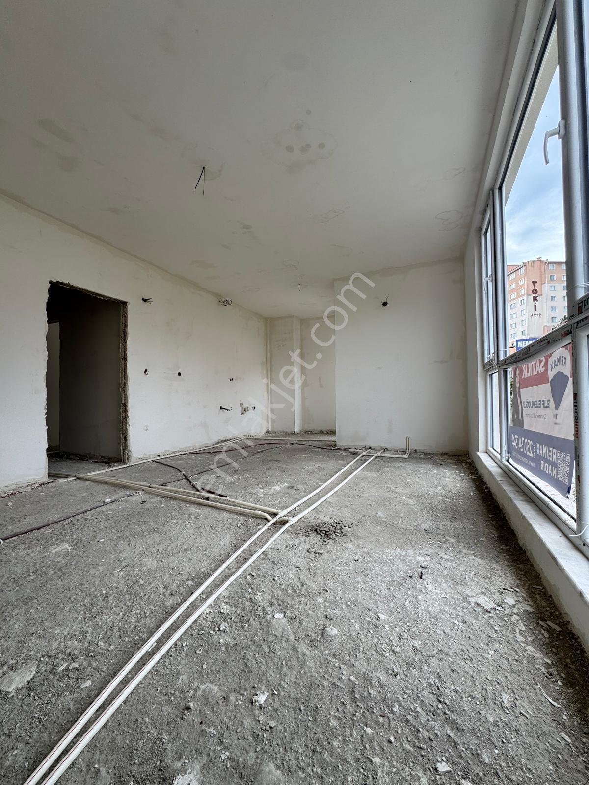 Remax Nadir'den Aksuda İnşa Halinde 2+1 Satılık Daire — fotoğraf 6