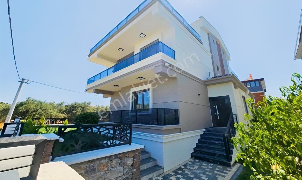 Eu Gayrimenkul'den Yerden Isıtma Denize Yakın 4+1 Villa — fotoğraf 4