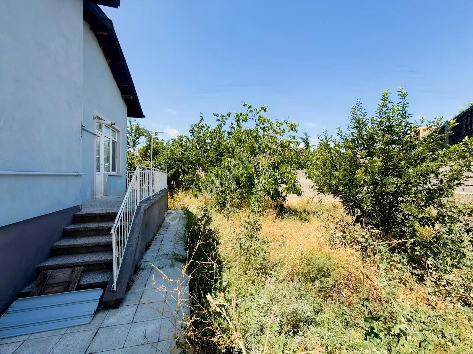 Meram Yaka Caddesine Cephe 857 M² Arsa İçinde 145 M² Ev — fotoğraf 4