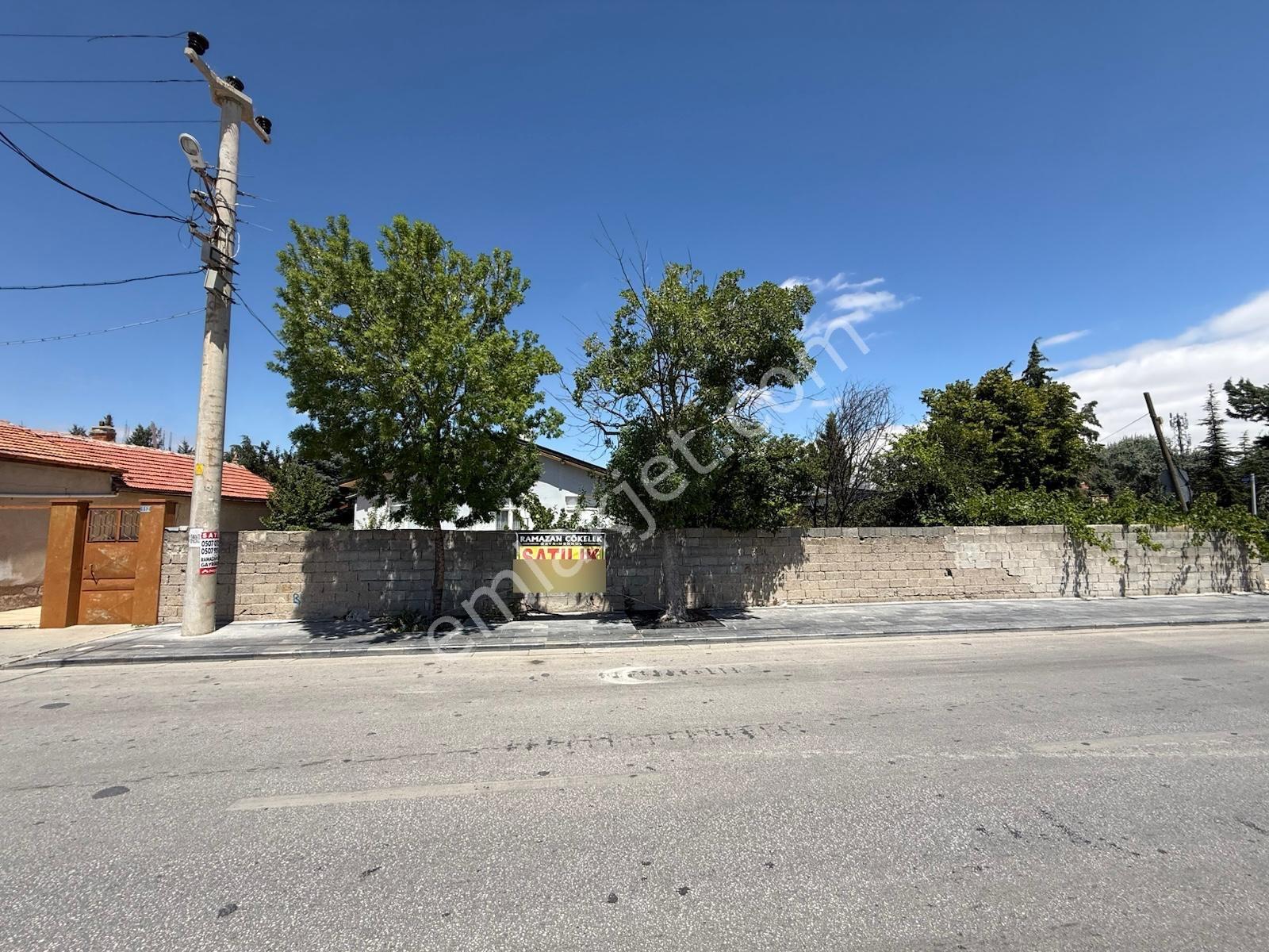 Meram Yaka Caddesine Cephe 857 M² Arsa İçinde 145 M² Ev — fotoğraf 9