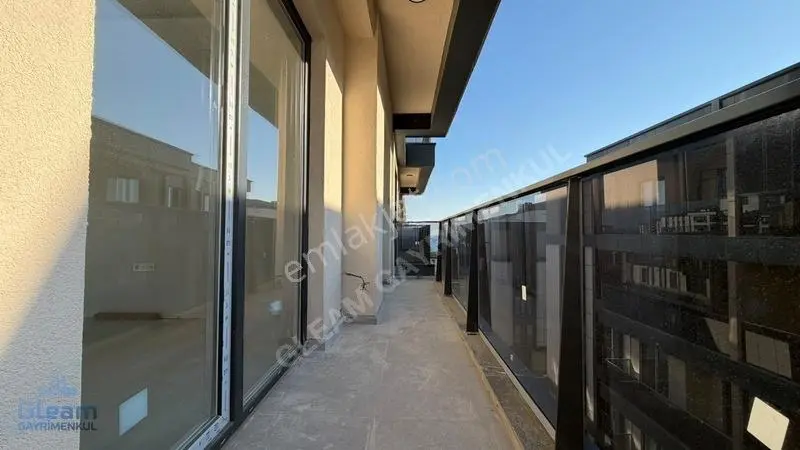 Tekirdağ Atatürk Mh Havuzlu Site İçinde Satılık Lüx 2+1 Daire — fotoğraf 9