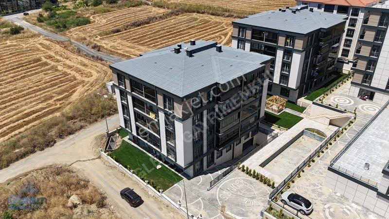 Tekirdağ Atatürk Mh Havuzlu Site İçinde Satılık Lüx 2+1 Daire — fotoğraf 25