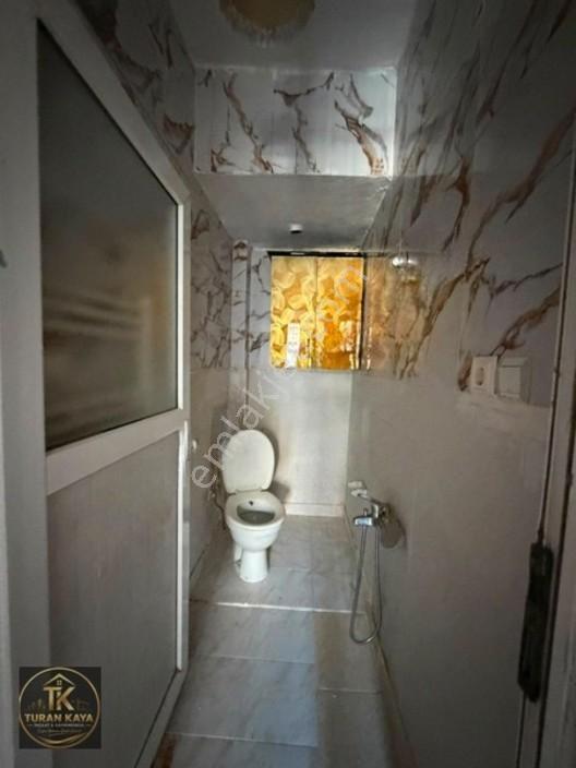 Yeşilevlerde Balkonlu Yüksek Giriş 2+1 Daire — fotoğraf 4