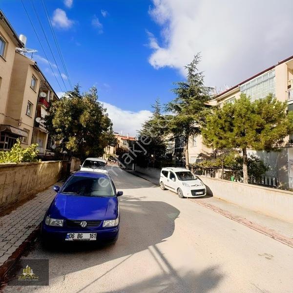 S.eyyubi Mah. Ara Kat Satılık Fırsat Daire ! — fotoğraf 2