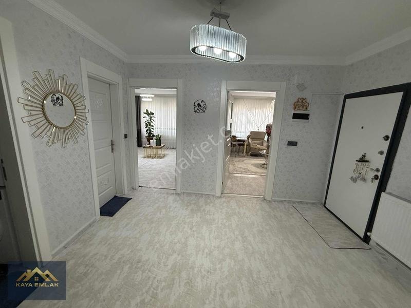 60. Yıl Mahallesinde Huzur Taksi Civarı 3+1 Kattan Bölme Daire — fotoğraf 15