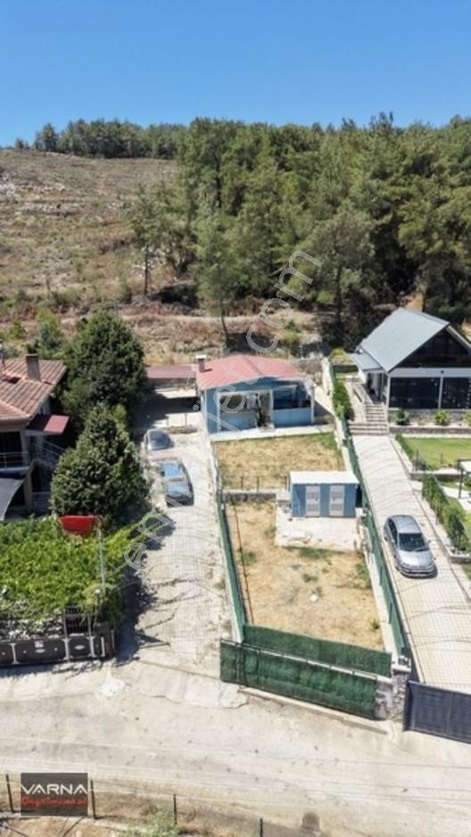 Varna Dan Çakaltepe De Evi Olan Bahceli Tapulu Doğanın İcinde — fotoğraf 2