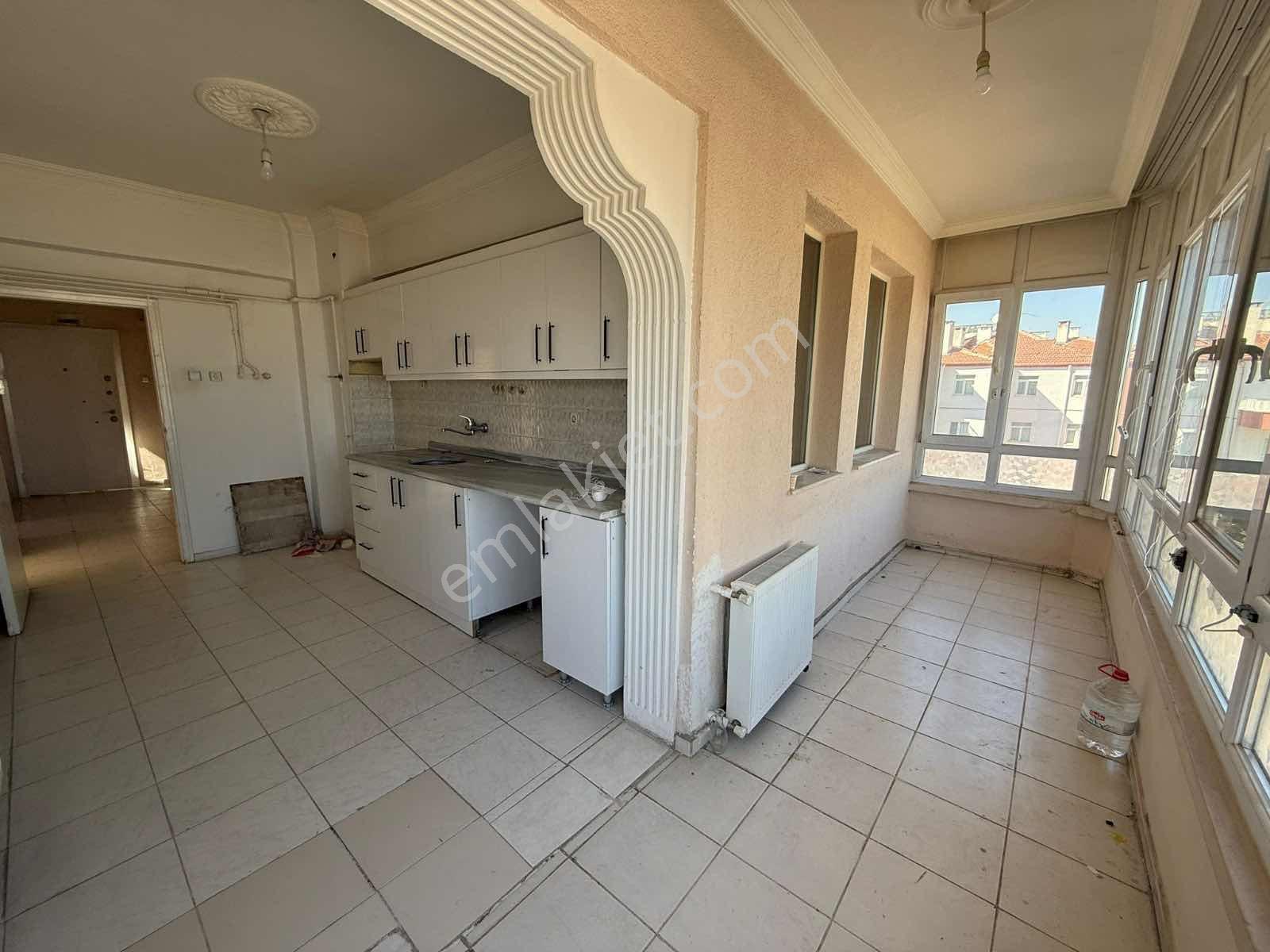 Kayabaşı Mah Satılık 3+1 Daire — fotoğraf 15
