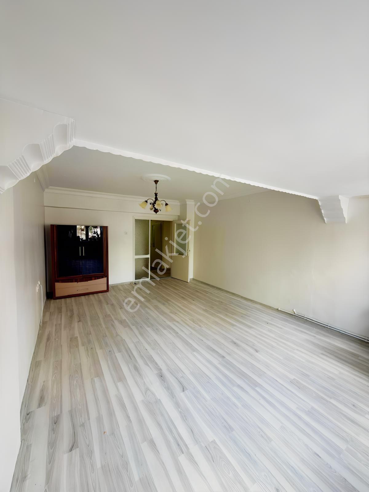 Mehmet Akif Ersoy Mahallesinde Satılık 3+1 Daire — fotoğraf 16