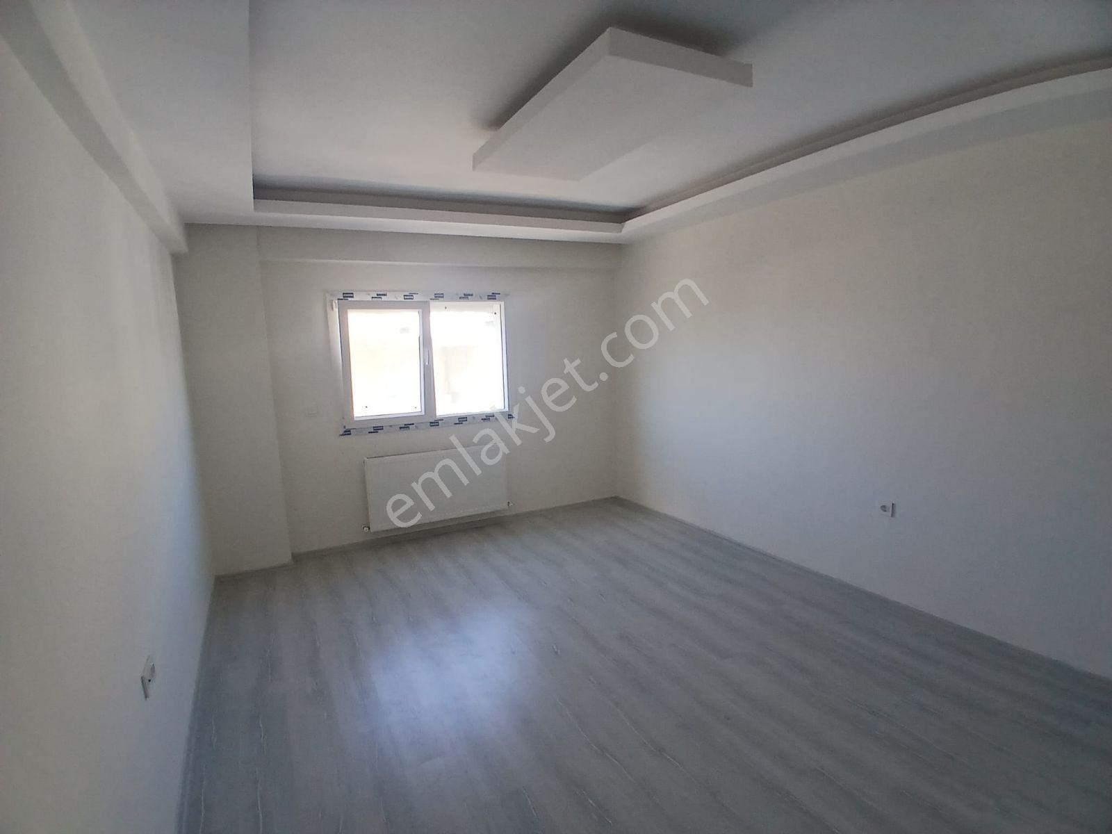 Aliağa Merkezde Sıfır 2+1 Kapalı Mutfak Daire — fotoğraf 5