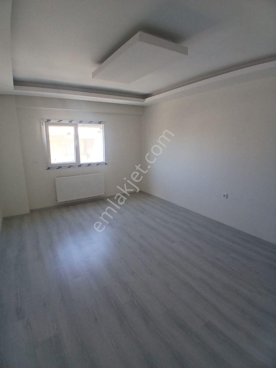 Aliağa Merkezde Sıfır 2+1 Kapalı Mutfak Daire — fotoğraf 7