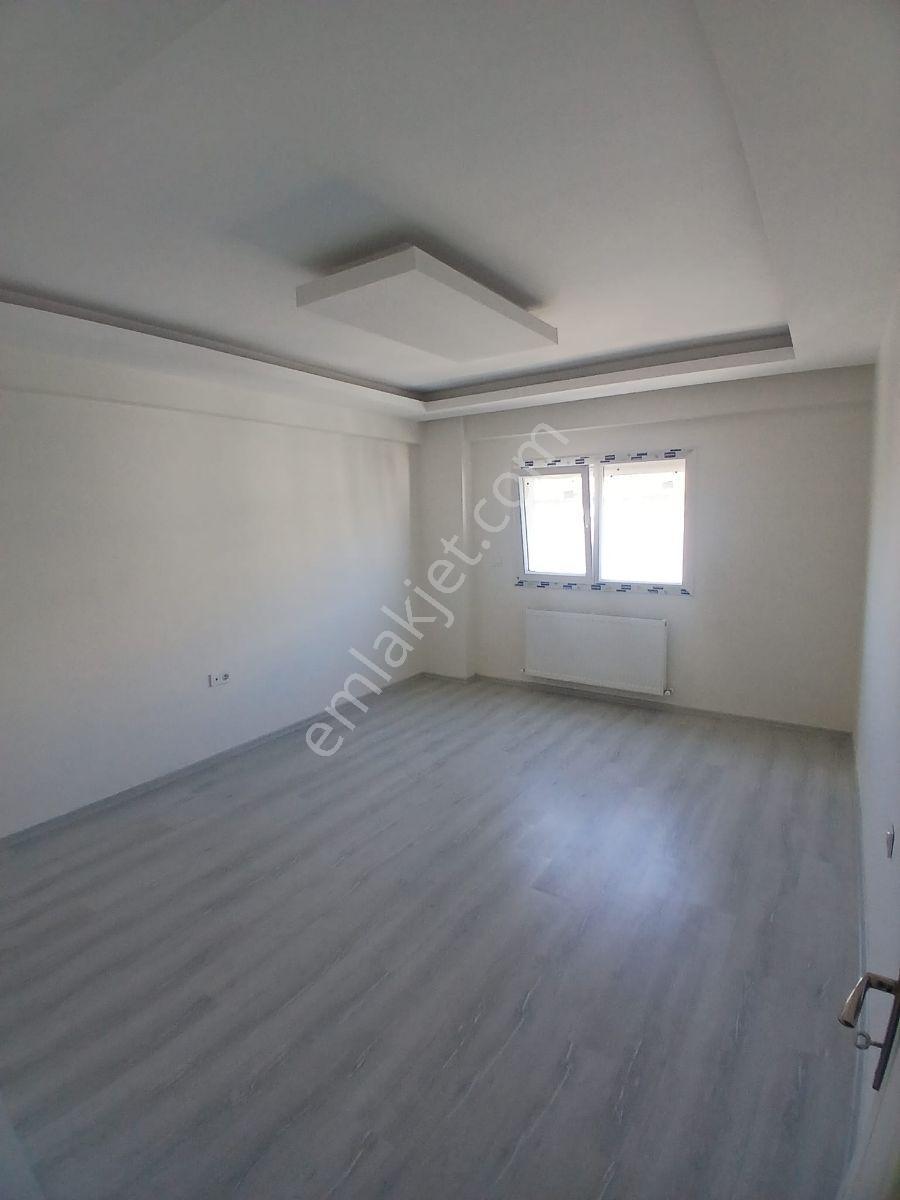 Aliağa Merkezde Sıfır 2+1 Kapalı Mutfak Daire — fotoğraf 9