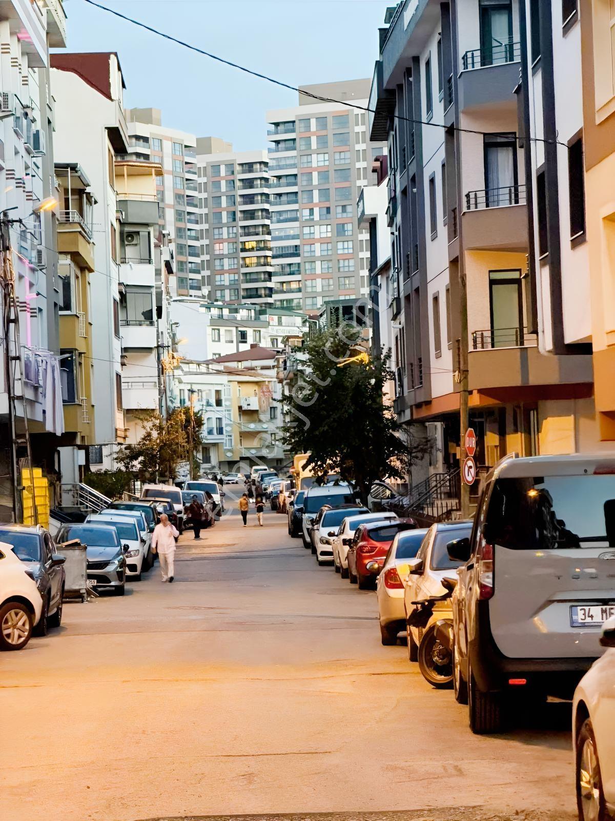 Çekmeköy M,akif Mah Sınırsız Kredi 2+1arakat — fotoğraf 29