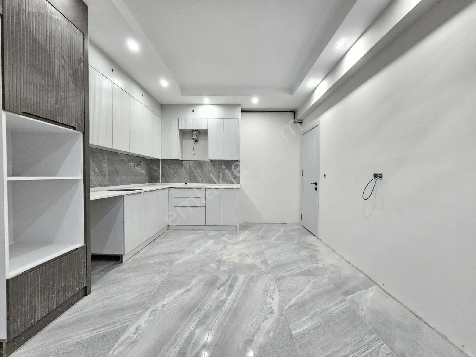 Denizli Şemikler De Cadde Üstü Site İçinde 3+1 Ebeveyn Banyolu Satılık Lüks Daire — fotoğraf 7