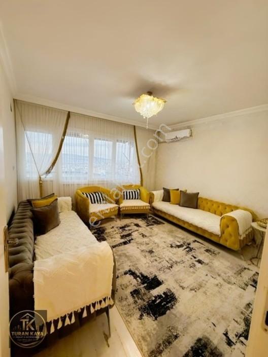 Acil Satılık | Yeşilevlerde 150 M² 2+1 Kattan Bölme Daire — fotoğraf 4
