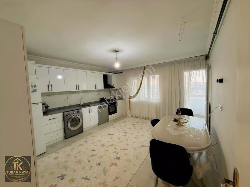 Acil Satılık | Yeşilevlerde 150 M² 2+1 Kattan Bölme Daire — fotoğraf 10