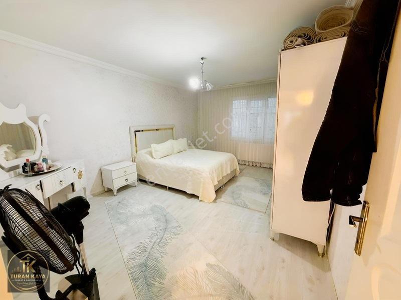 Acil Satılık | Yeşilevlerde 150 M² 2+1 Kattan Bölme Daire — fotoğraf 12