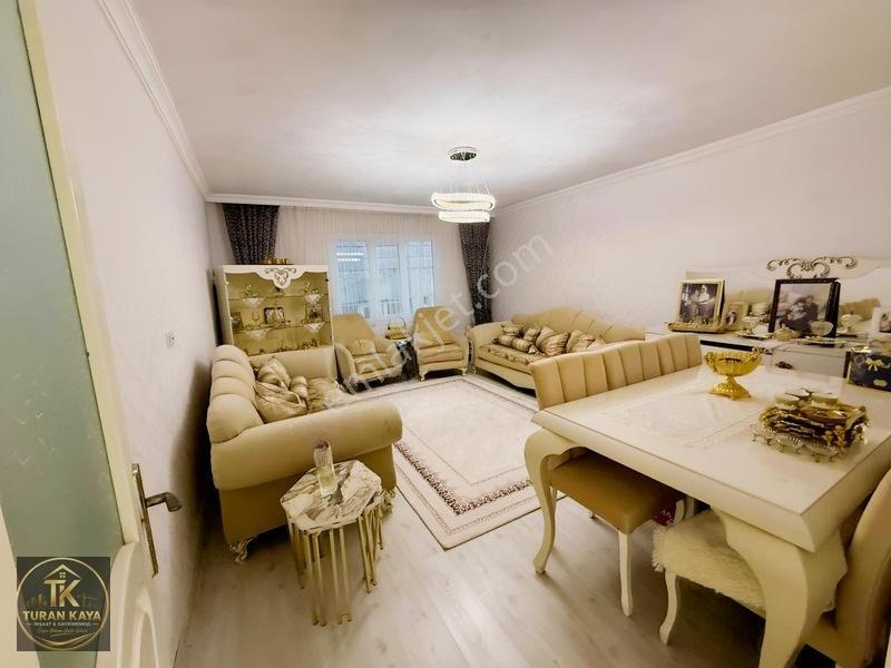 Acil Satılık | Yeşilevlerde 150 M² 2+1 Kattan Bölme Daire — fotoğraf 14