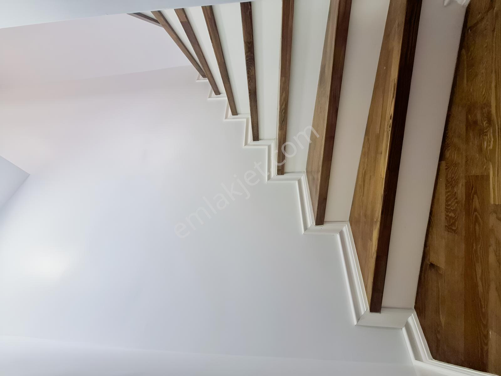 Fırsat! 3+1 Doğalgazlı Taşınmaya Hazır Satılık Villa — fotoğraf 23