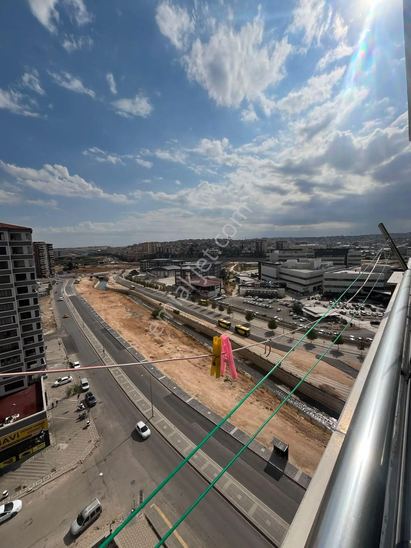 Şirinevler'de 12. Kat Şehir Manzaralı 2+1 Satılık Daire — fotoğraf 3