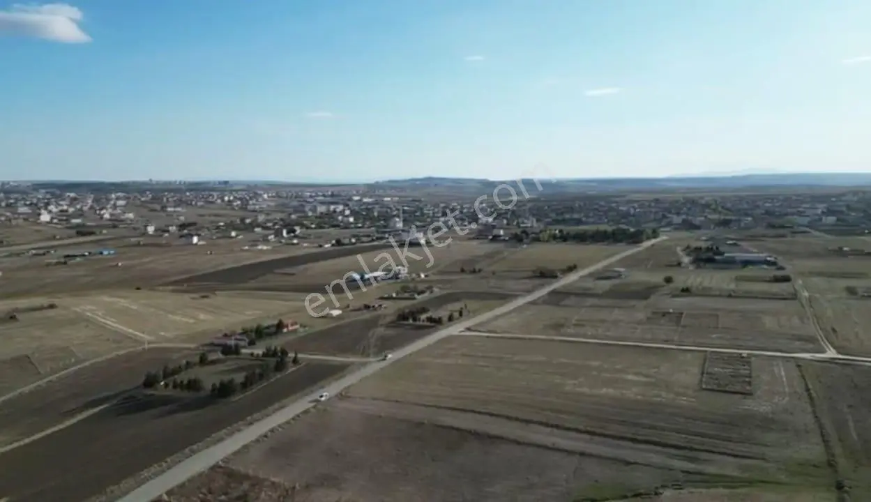 Weew'den Marmaracık'ta Caddeye Yakın 3 Kat İmarlı 1.120m2 Arsa — fotoğraf 3