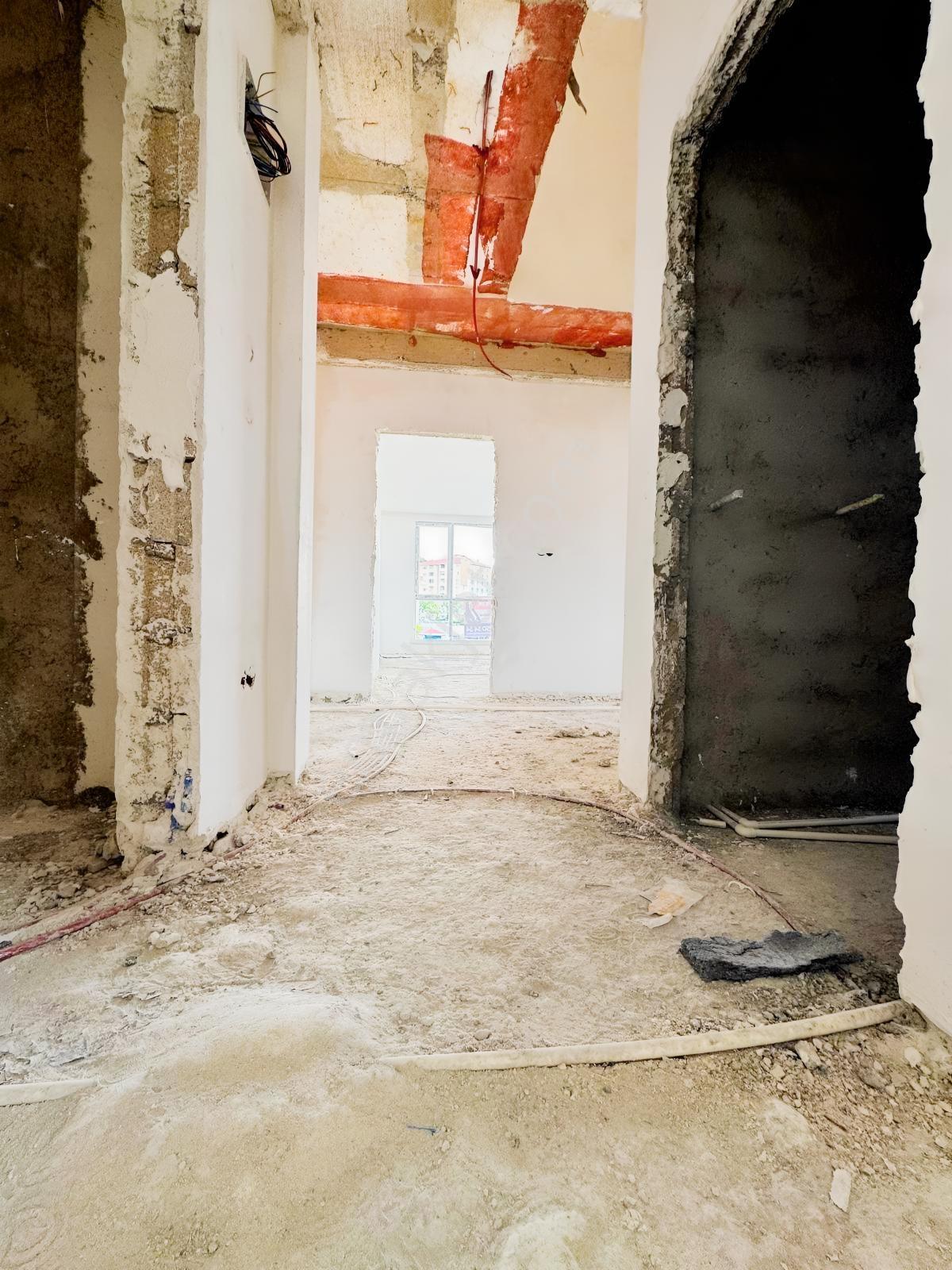 Remax Nadir'den Aksuda 5+1 Dubleks Satılık Daire — fotoğraf 9
