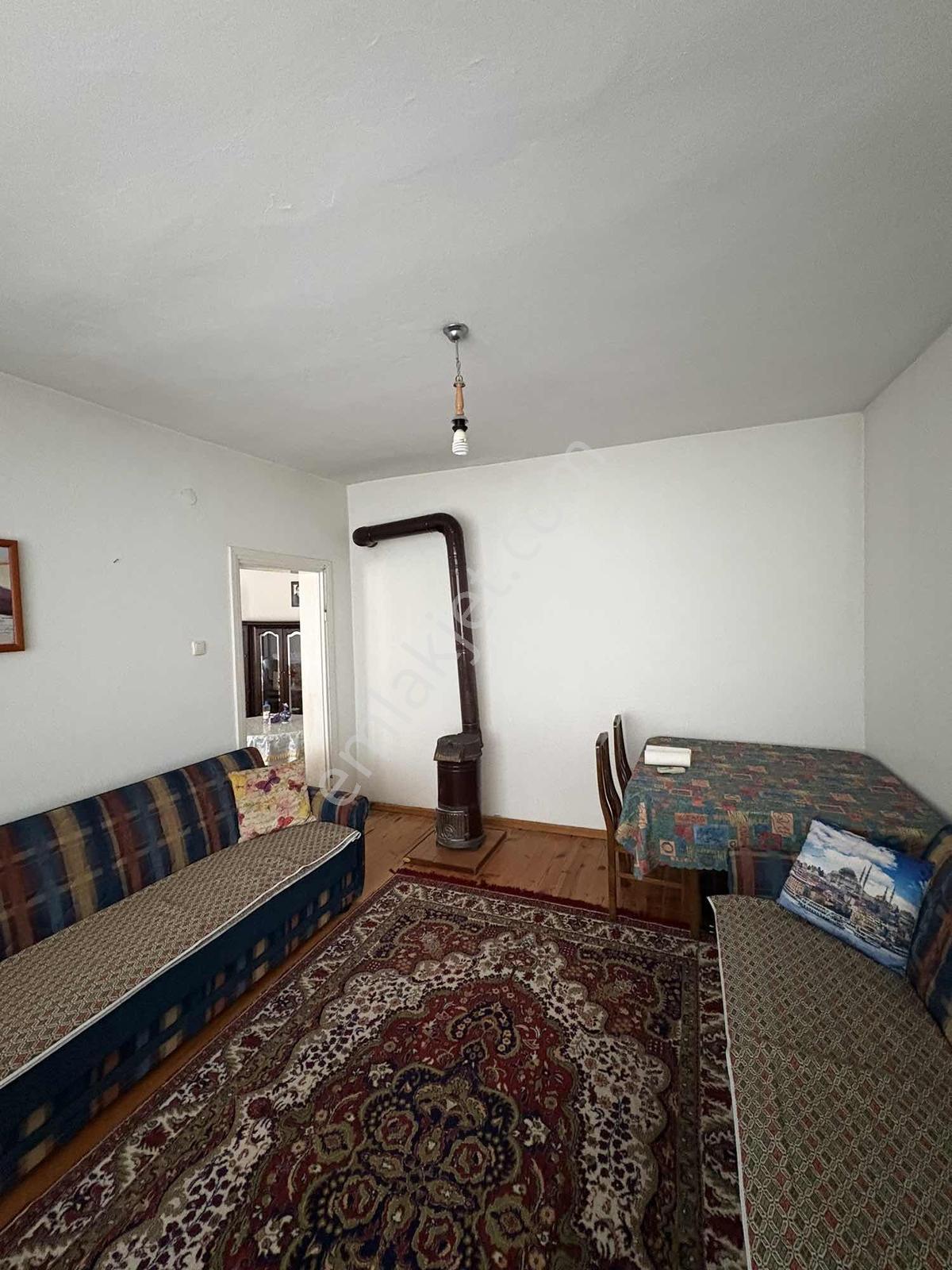 Okan Emlak'tan 255m² Arsa İçinde Yatırımlık Müstakil Ev — fotoğraf 5