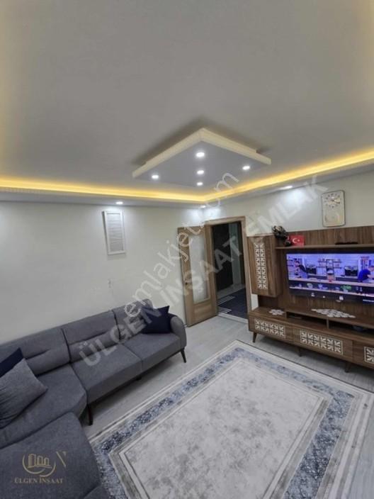 Ülgen İnş Yunusemre Mah Satılık Bahçe Katı 2+1 — fotoğraf 2