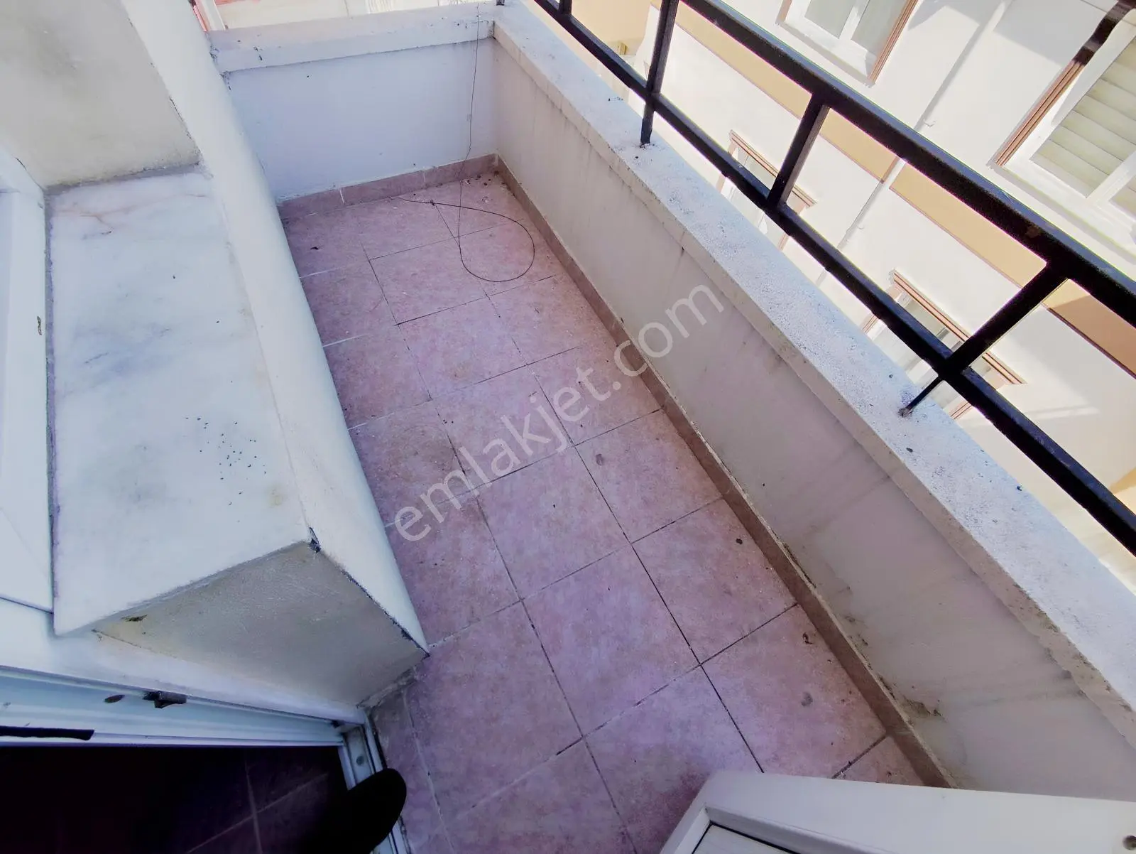Yılmaz Gayrımenkulden Yapılı 3+1 Masrafsız Köşe Başı Ön Cepe 3+1 — fotoğraf 5