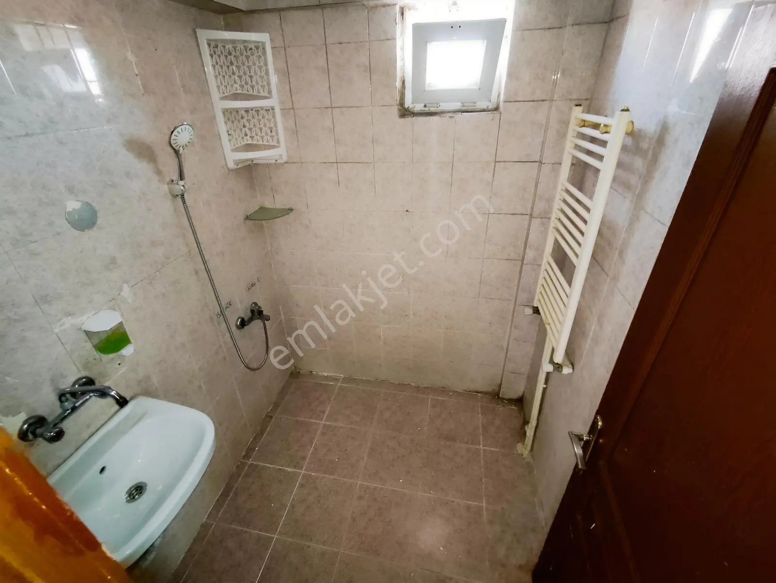 Yılmaz Gayrımenkulden Yapılı 3+1 Masrafsız Köşe Başı Ön Cepe 3+1 — fotoğraf 13
