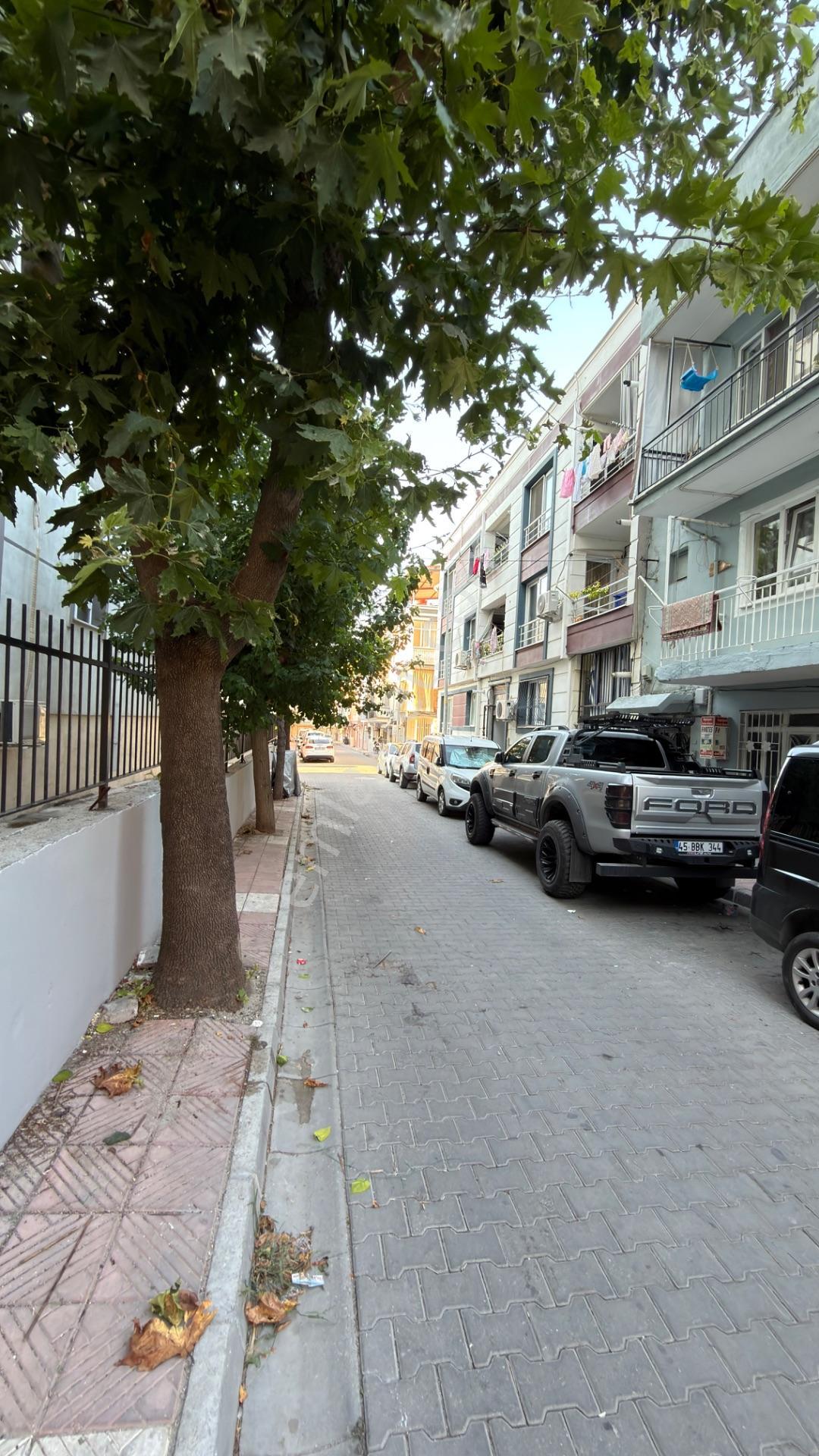 Barbaros Mah.kemal Pınar Okul Karşısı 120m2 3kata İmarlı Arsa — fotoğraf 9