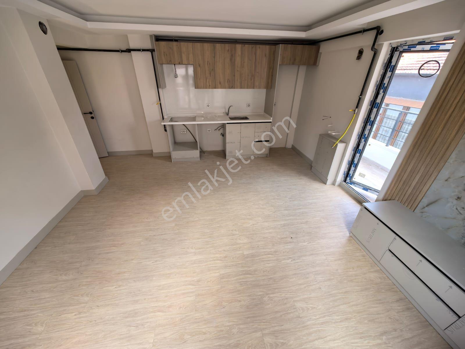 Toprak Emlaktan Ank Keçiören Aktepe Mah De Sıfır 2+1 Lüx Yapılı Daire — fotoğraf 10