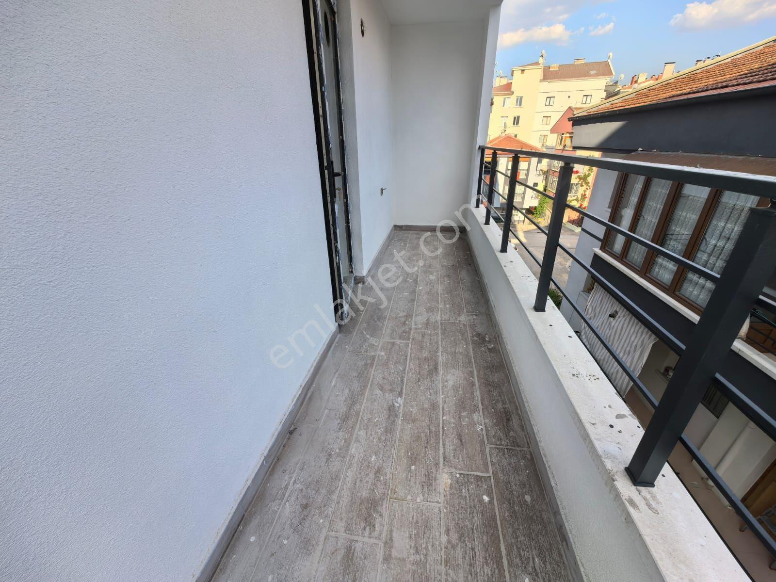 Toprak Emlaktan Ank Keçiören Aktepe Mah De Sıfır 2+1 Lüx Yapılı Daire — fotoğraf 14