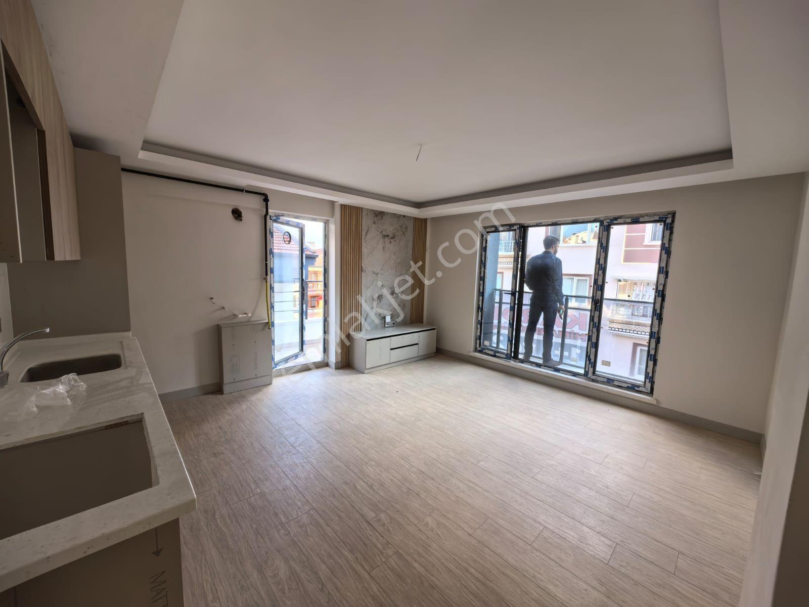 Toprak Emlaktan Ank Keçiören Aktepe Mah De Sıfır 2+1 Lüx Yapılı Daire — fotoğraf 24