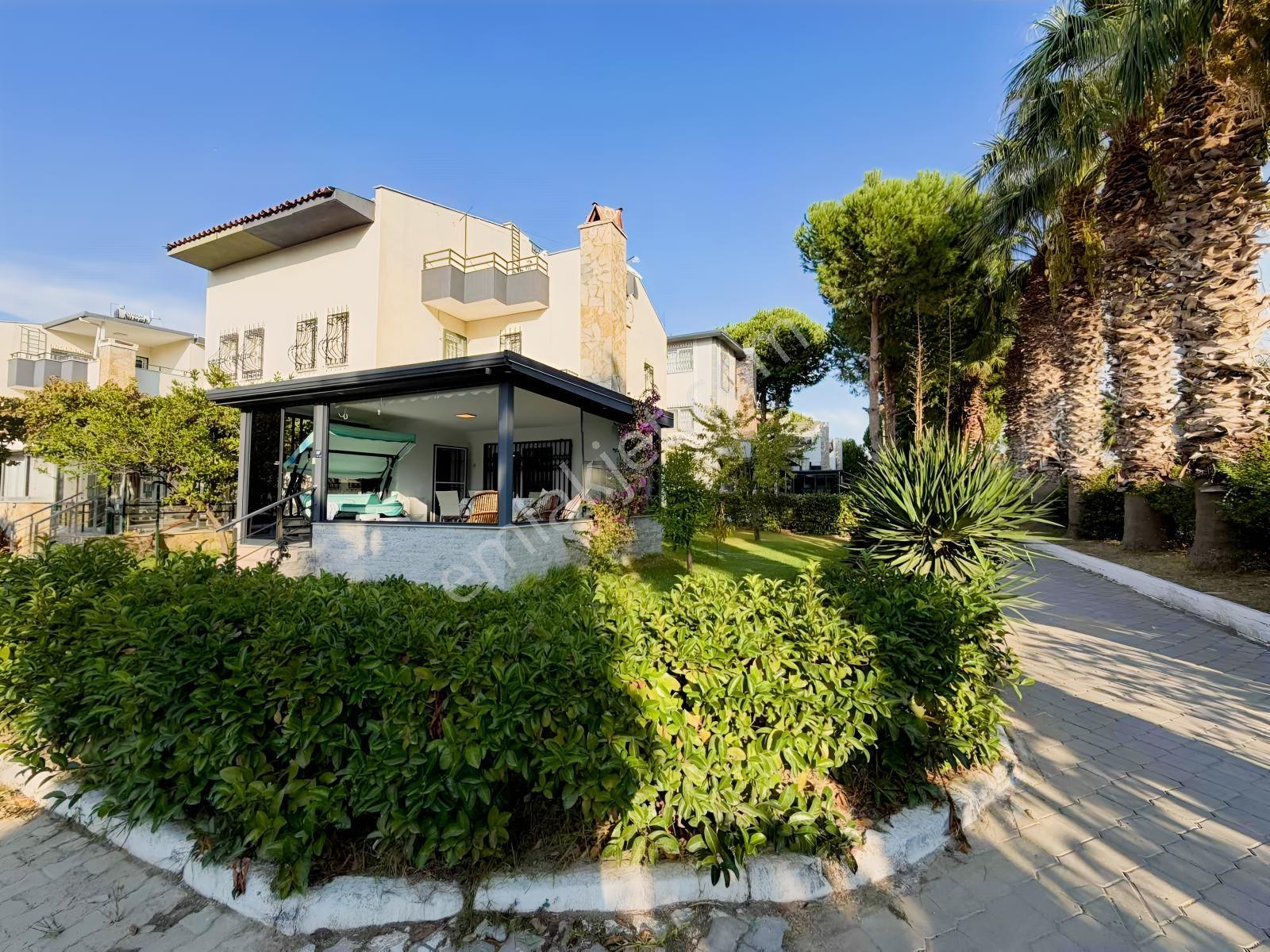 Yavansu'da Batı Yakası Sitesinde 4+1 Köşe Konumlu Satılık Villa — fotoğraf 4