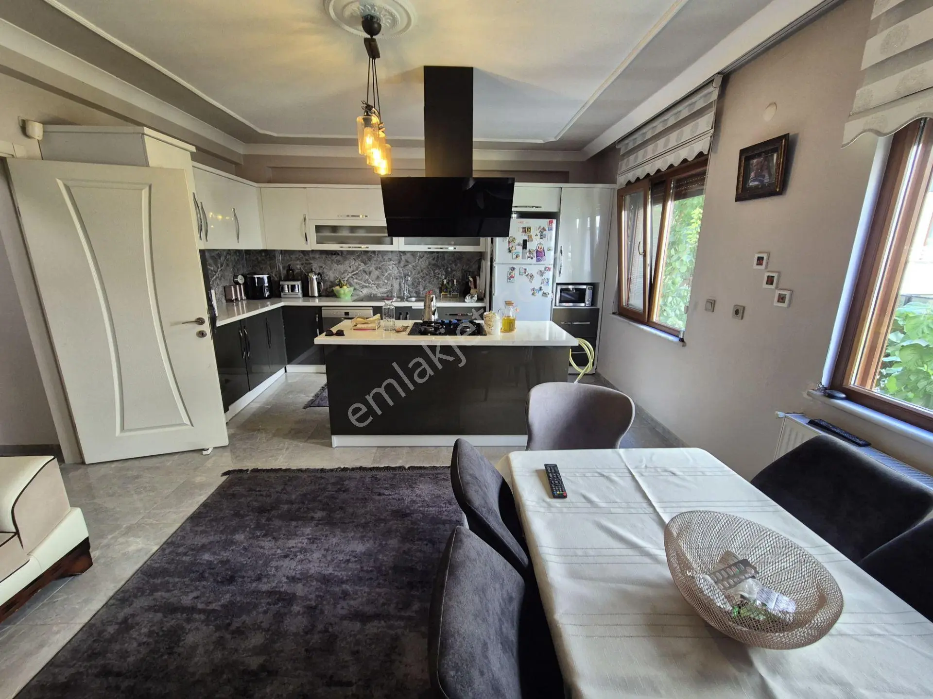 Pera Dan Emsalsiz Büyüklükte Müstakil Villa — fotoğraf 3