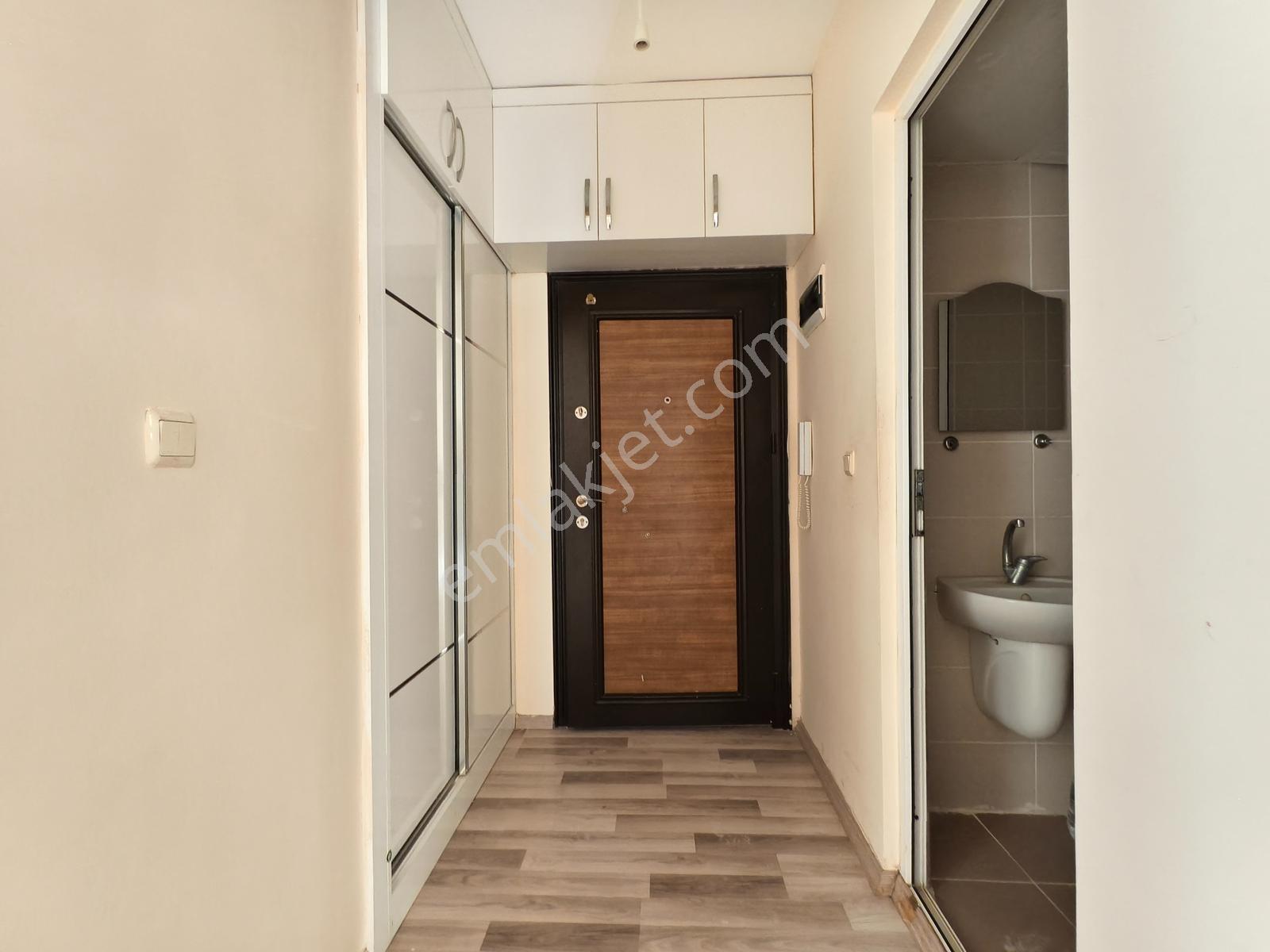 Gölkent Konutlarında Ara Kat İçi Yapılı Satılık Daire — fotoğraf 2