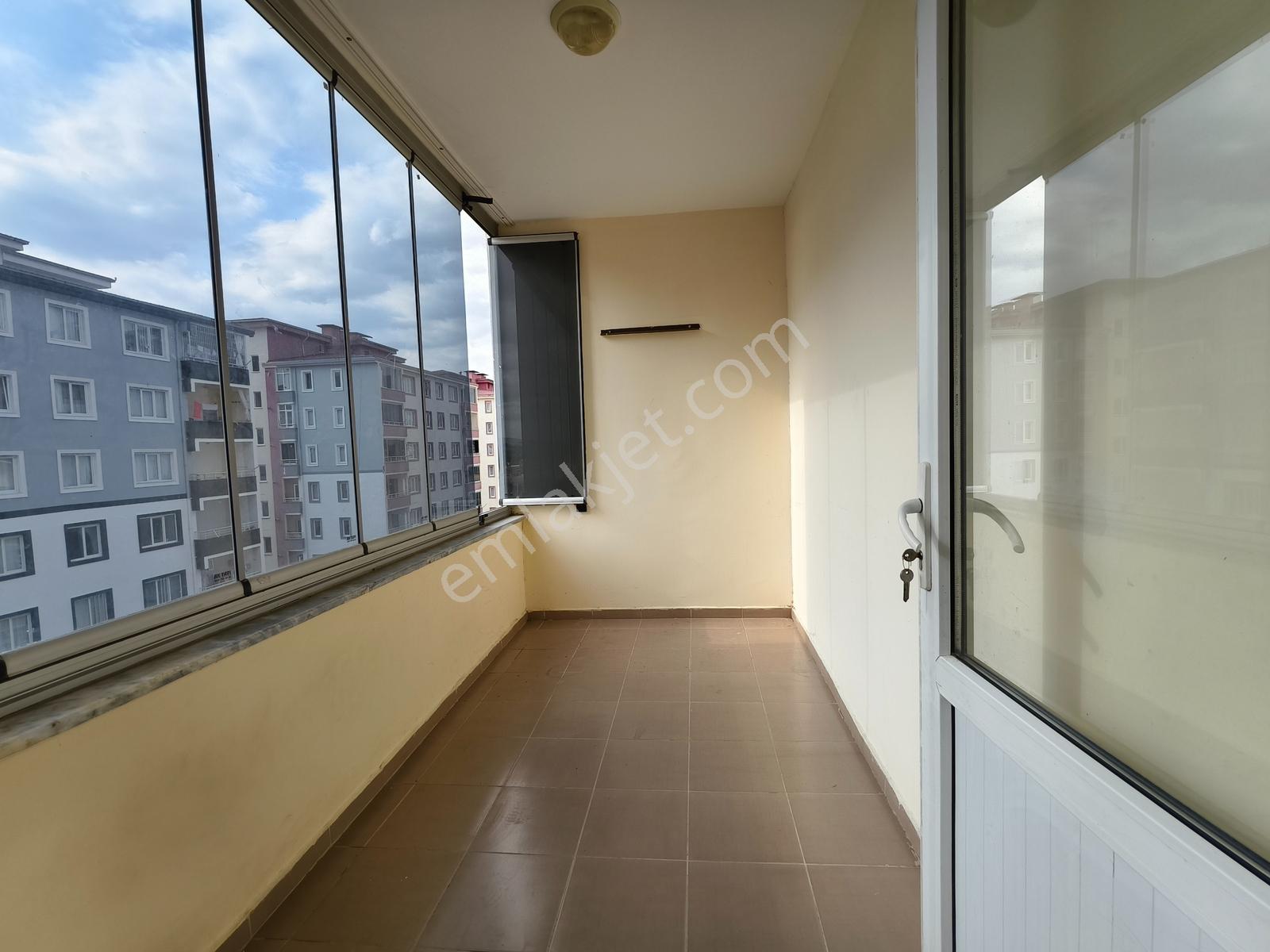 Gölkent Konutlarında Ara Kat İçi Yapılı Satılık Daire — fotoğraf 7