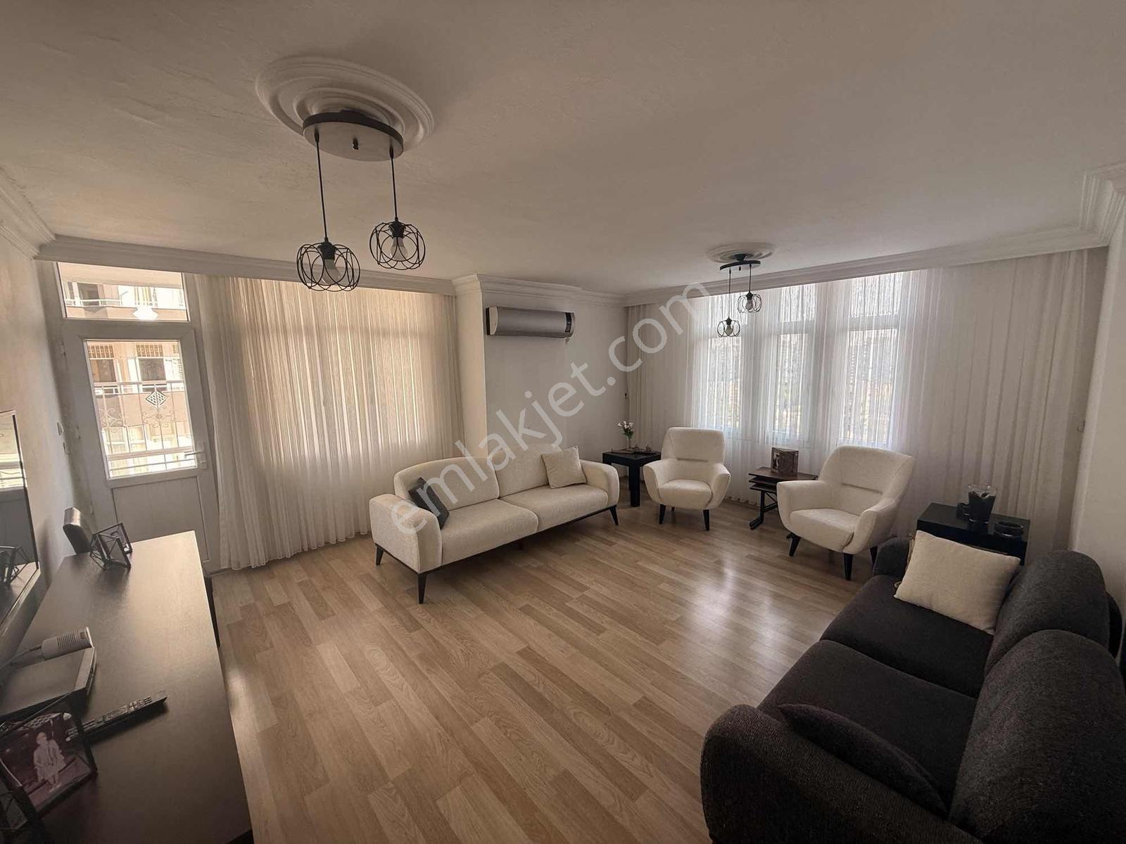 İz'Den Xl Genişlikte İçi Yapılı Kapalı Mutfak 2+1 Daire