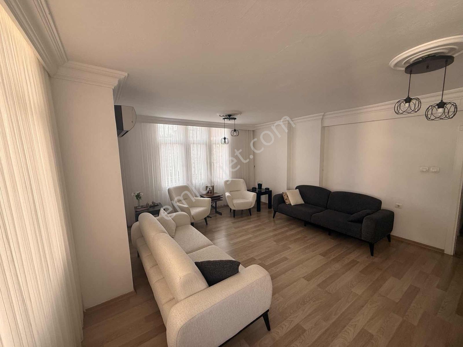 İz'den Xl Genişlikte İçi Yapılı Kapalı Mutfak 2+1 Daire — fotoğraf 2